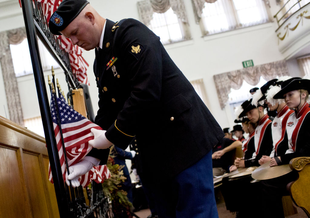 American Fork honors veterans at Alpine Tabernacle News, Sports, Jobs